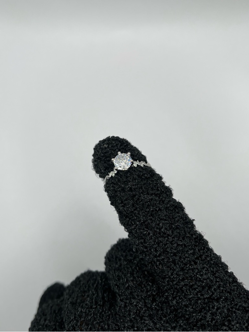 S925 1ct Moissanite engagement ring round cut